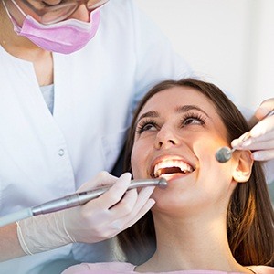 woman getting composite fillings