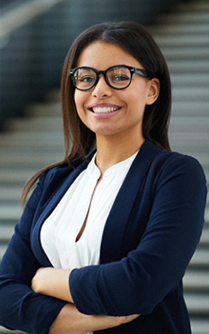 Woman after MetLife dentist in Costa Mesa