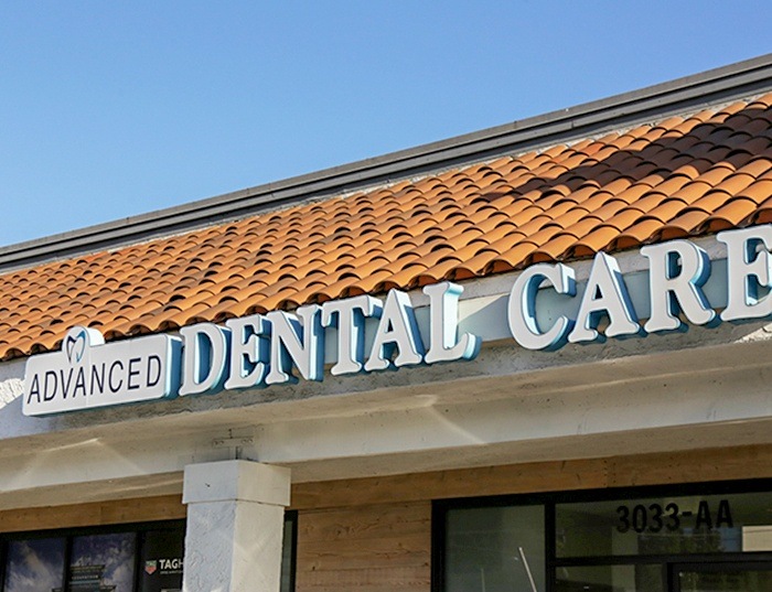 exterior sign sign of Advanced Dental Care