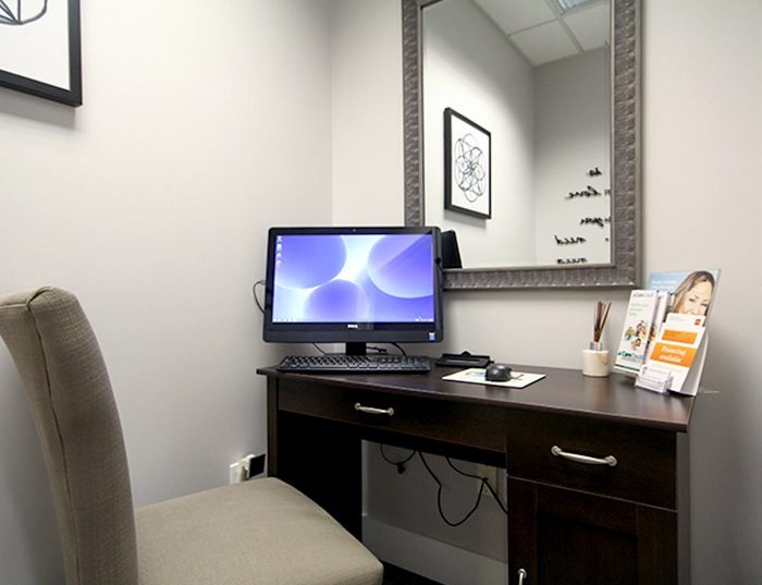 Dr. Jorgenson dental consultation room